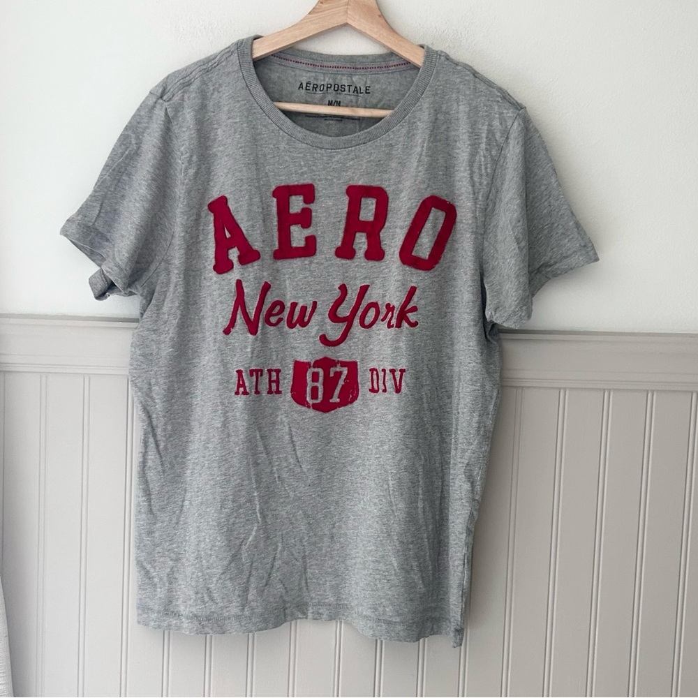 Y2K Aeropostale Medium Heather Gray with Red Patches Crewneck Tee